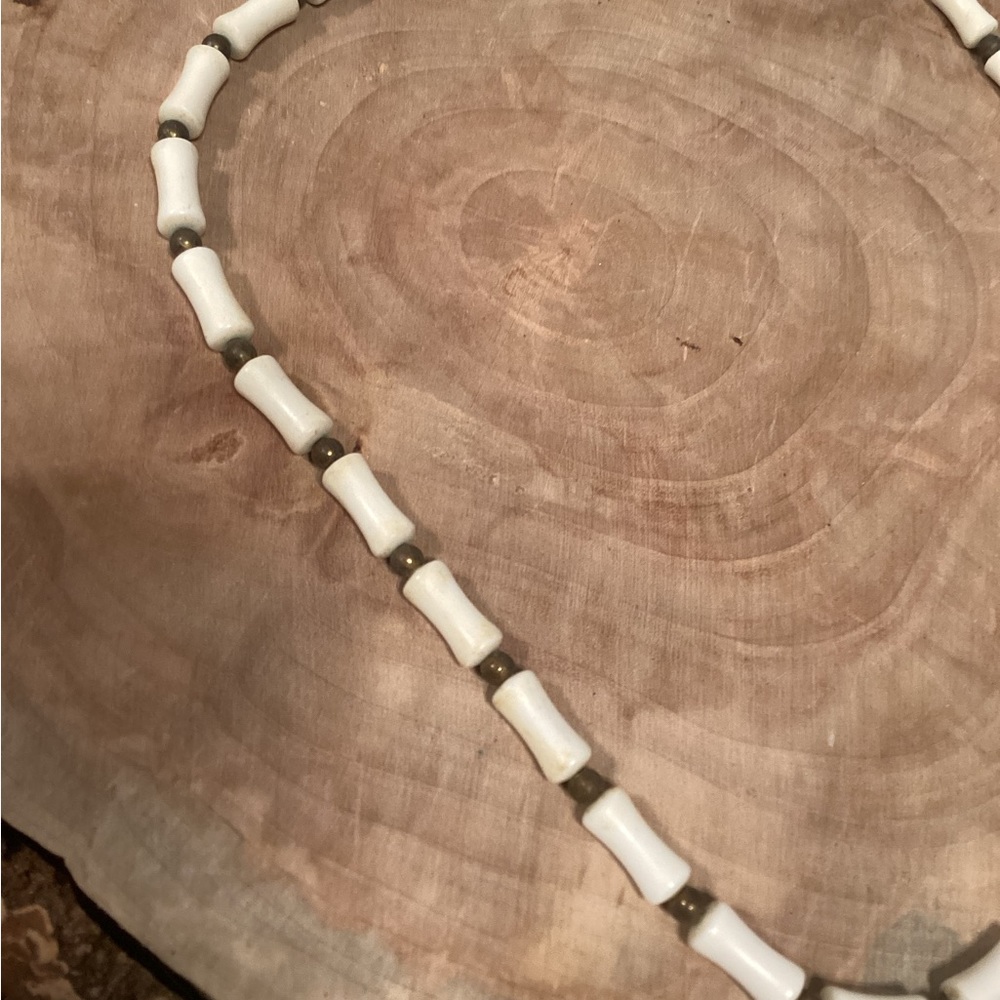 Direction One Vintage Necklace - Picture 5 of 7